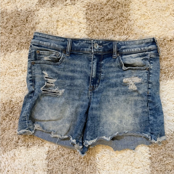American Eagle Jean Shorts - Picture 1 of 5